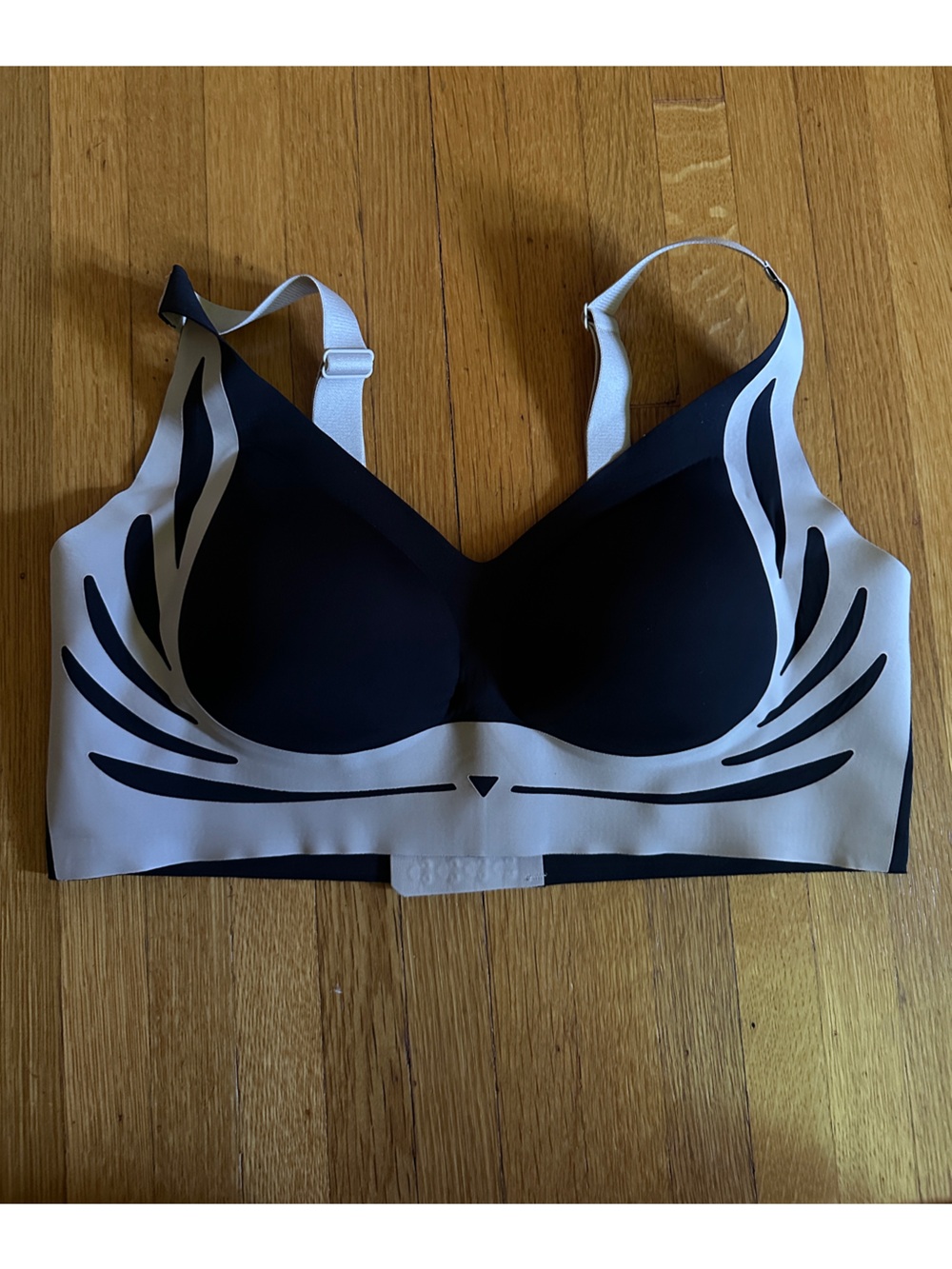 Jelly Bras Plus Size Wireless Bra No Underwire Push Up Comfortable, Sz 4X, NWOT